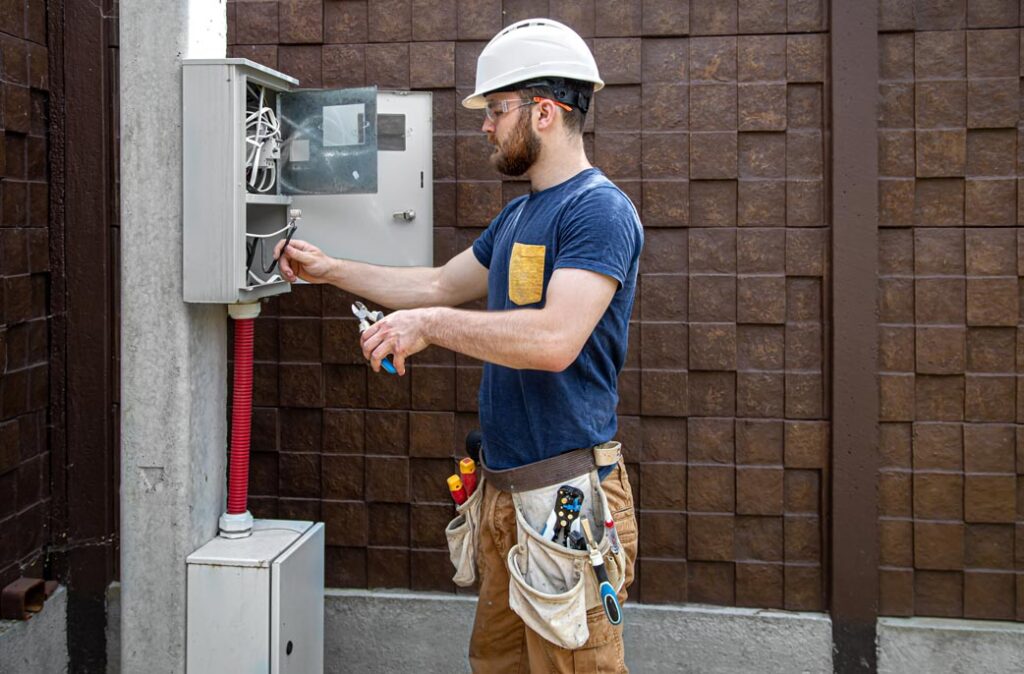 servicio de emergencia Naymar Electric